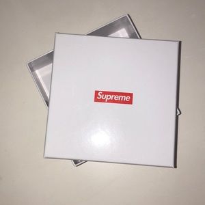 Supreme Box